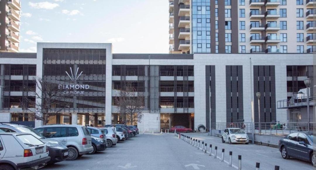 Nina Apartment Diamond Limak Skopje Exterior photo